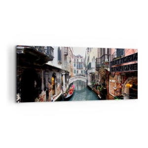 Obraz na płótnie - Kanał w Wenecji z gondolą i zabytkowymi kamienicami - 120x50cm - Pejzaż wenecki z gondolą i mostkiem - Nowoczesna dekoracja ścienna do salonu i sypialni ARTTOR