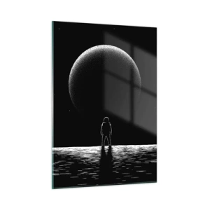 Obraz na szkle - Astronauta stojący naprzeciw planety w czerni i bieli - 50x70cm - Twarzą w twarz - Nowoczesna dekoracja ścienna do salonu, kuchni i sypialni ARTTOR