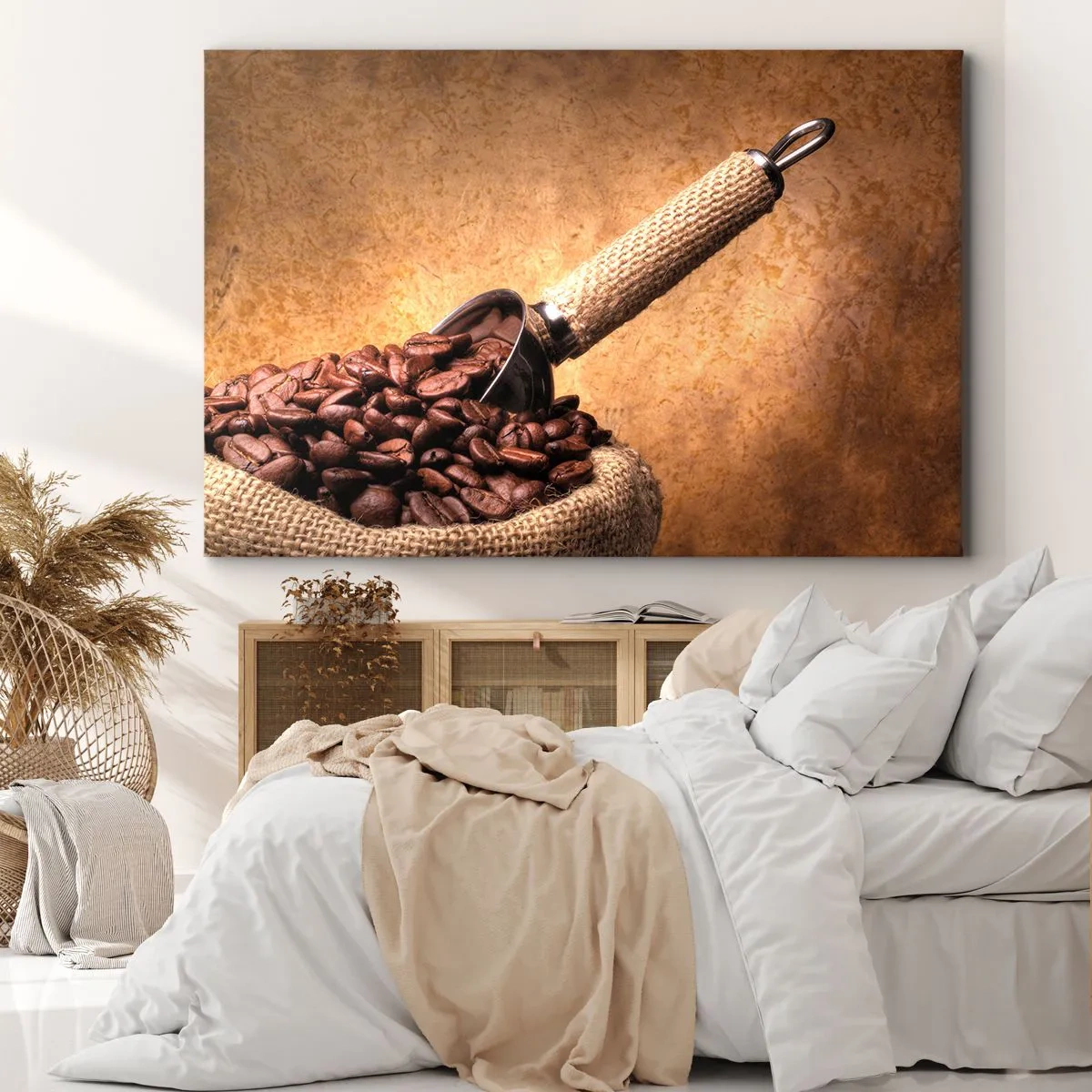 Obraz na płótnie - Ziarna kawy w worku jutowym z metalową łyżką - 100x70cm - U źródeł smaku - Nowoczesna dekoracja ścienna do salonu, kuchni i sypialni ARTTOR