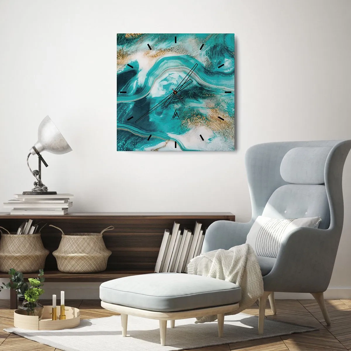 Zegar ścienny - Turkusowa abstrakcja z białymi i złotymi akcentami - 30x30cm - Rzeka złota - Nowoczesna dekoracja ścienna do salonu i sypialni ARTTOR
