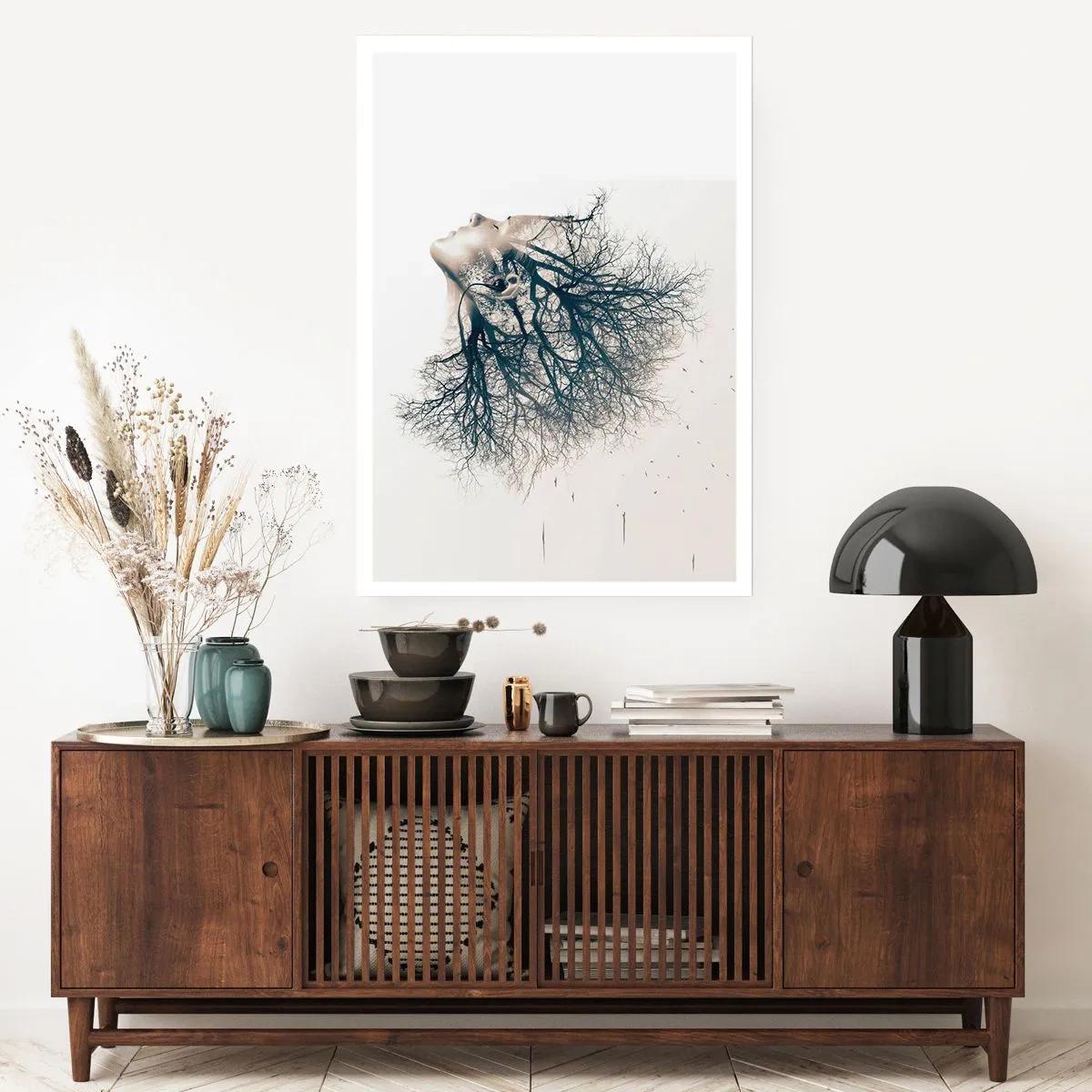 Plakat - Zasłuchana w szept drzewa - 40x50 cm