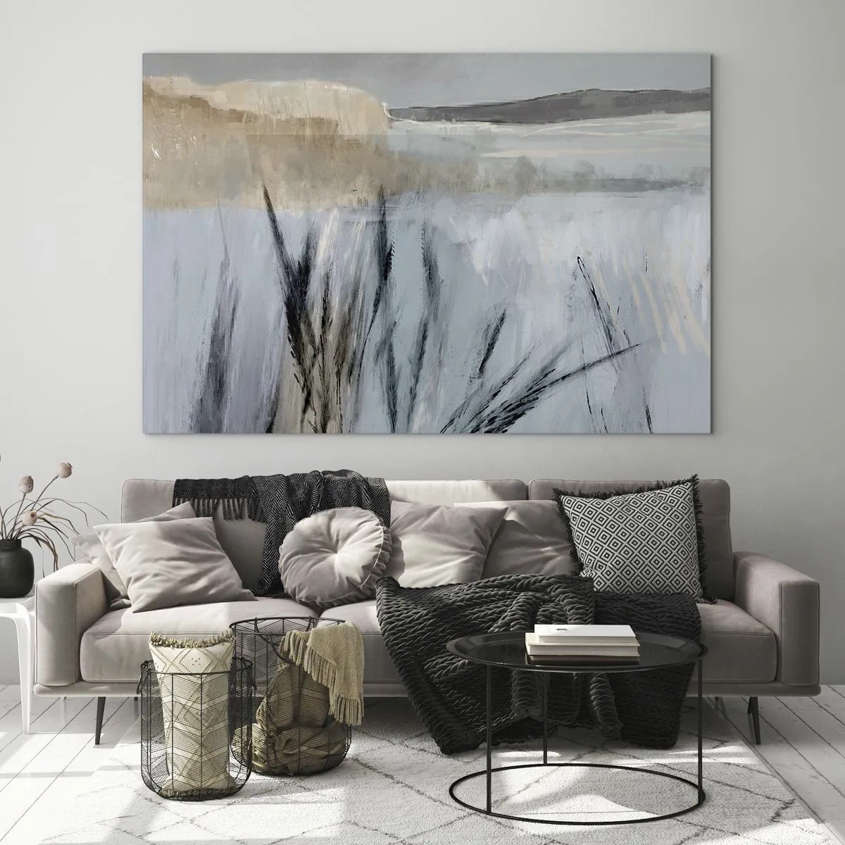 Obraz na szkle - Zimowy pejzaż z trawami na tle ośnieżonych pól - 70x50cm - Zimowe pola - Nowoczesna dekoracja ścienna do salonu i sypialni ARTTOR