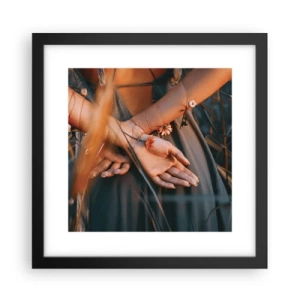 Plakat w czarnej ramie - Związana z naturą - 30x30 cm
