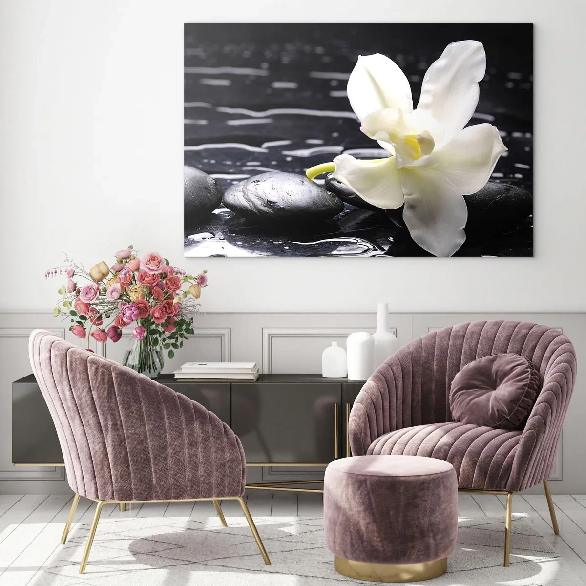 Obraz na szkle - Biała orchidea na mokrych czarnych kamieniach - 120x80cm - Studium w czerni i bieli - Nowoczesna dekoracja ścienna do salonu, kuchni i sypialni ARTTOR