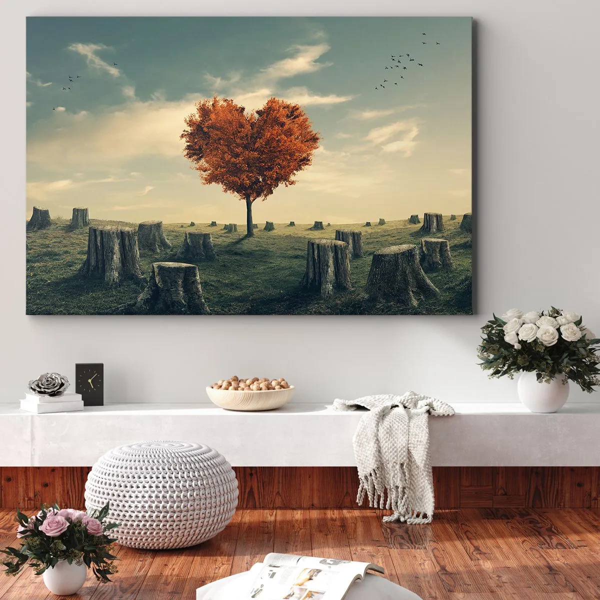Obraz na płótnie - Drzewo w kształcie serca na polu z pniami, symbol nadziei - 70x50cm - Wciąż jest nadzieja - Nowoczesna dekoracja ścienna do salonu i sypialni ARTTOR