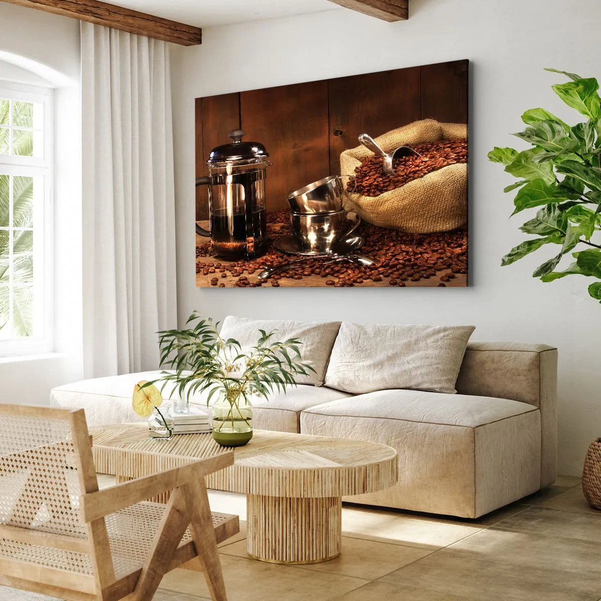 Obraz na płótnie - French press, filiżanki i worek kawy na drewnianym tle - 70x50cm - Czar kawy - aromat i smak - Nowoczesna dekoracja ścienna do salonu i sypialni ARTTOR