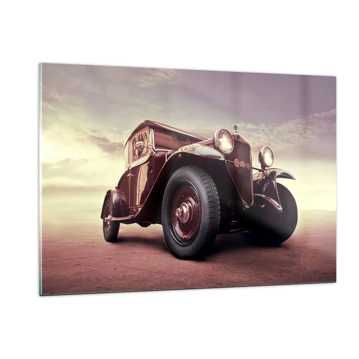 Obraz na szkle - Kultowy klasyczny samochód w odcieniach sepii na otwartej przestrzeni - 120x80cm - Powrócmy jak za dawnych lat… - Nowoczesna dekoracja ścienna do salonu, kuchni i sypialni ARTTOR