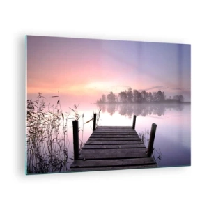 Obraz na szkle - Pomost o wschodzie słońca nad spokojnym jeziorem - 70x50cm - Z liliowej mgły... - Nowoczesna dekoracja ścienna do salonu i sypialni ARTTOR
