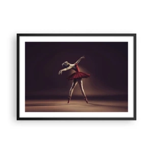 Plakat w czarnej ramie - Tancerka baletowa w czerwonej sukni na tle sceny - 70x50cm - Prima ballerina - Nowoczesna dekoracja ścienna do salonu i sypialni ARTTOR