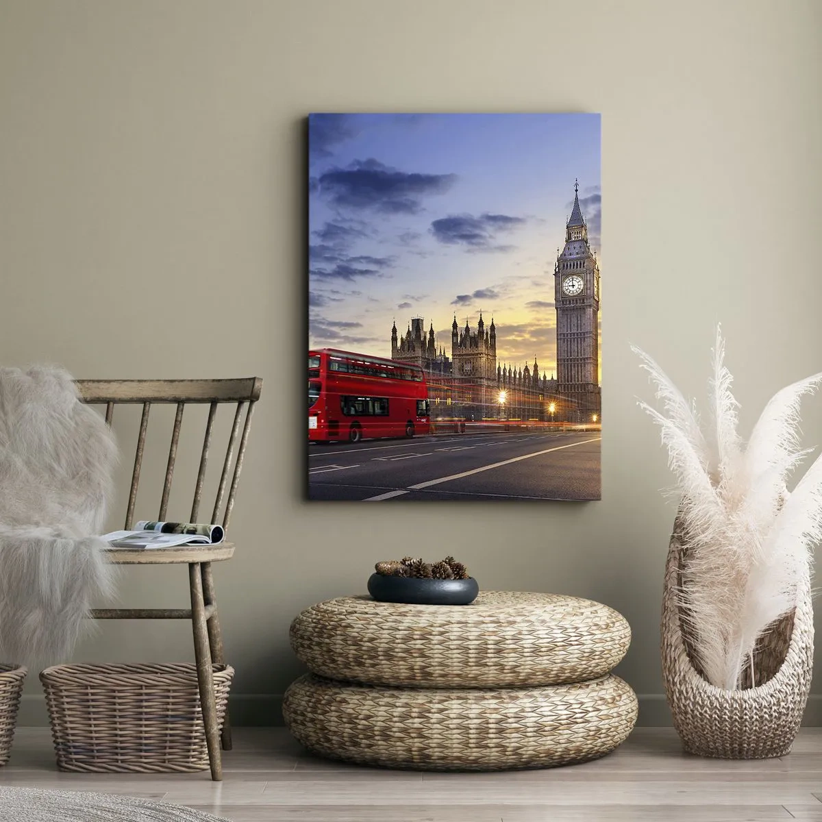 Obraz na płótnie - Big Ben i czerwony autobus w Londynie o zachodzie słońca - 50x70cm - Znaki szczególne - Nowoczesna dekoracja ścienna do salonu, kuchni i sypialni ARTTOR