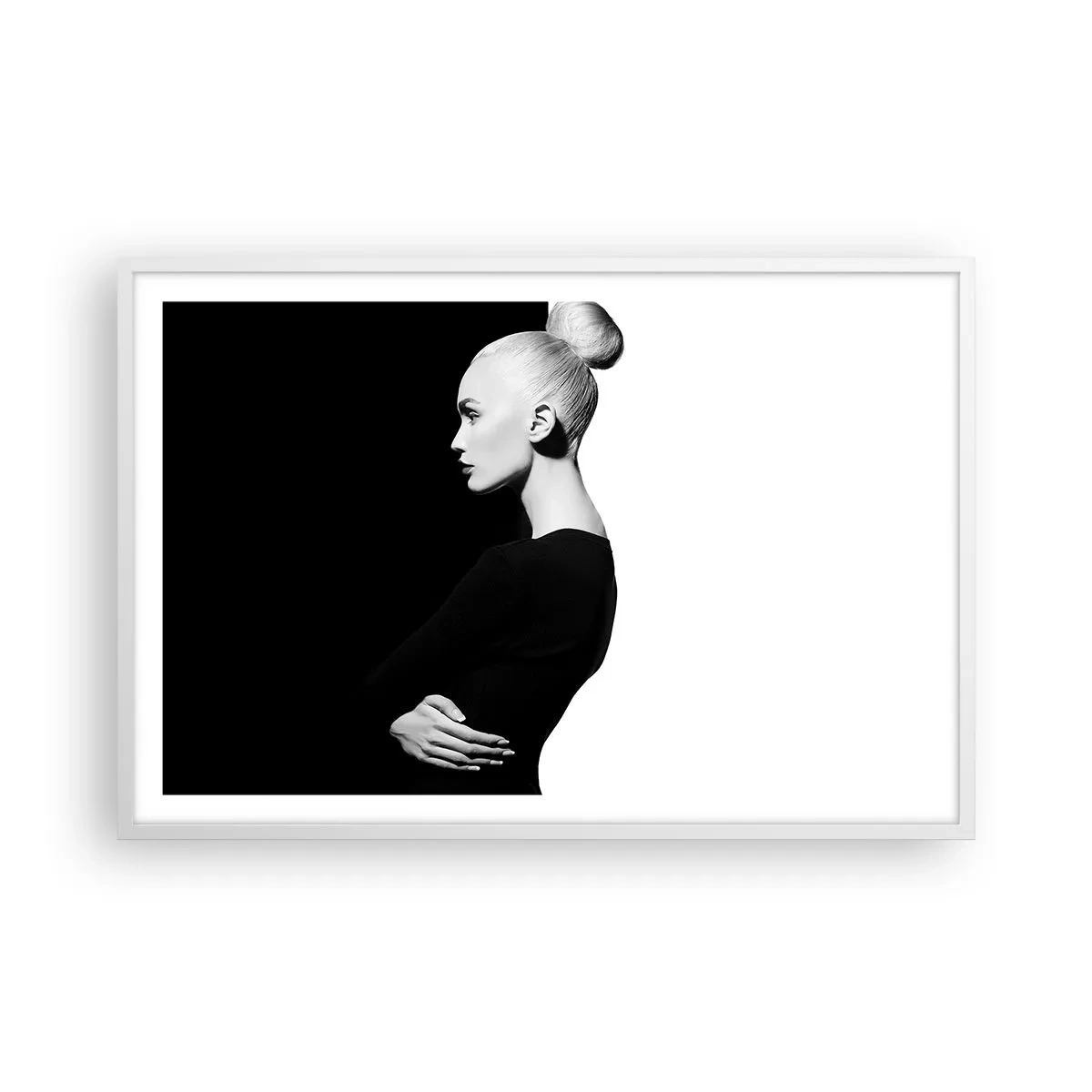 Plakat w białej ramie - Po prostu kobieta - 91x61 cm