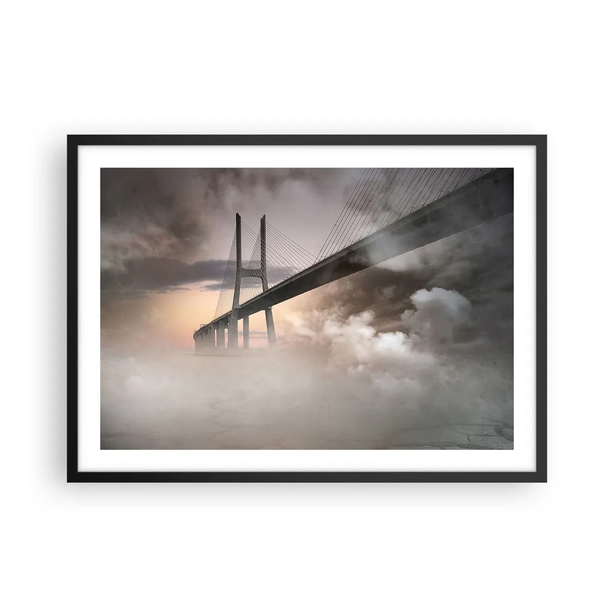 Plakat w czarnej ramie - Most nad rzeką w otoczeniu mgły o poranku - 70x50cm - Nad rzeką, której nie ma - Nowoczesna dekoracja ścienna do salonu i sypialni ARTTOR