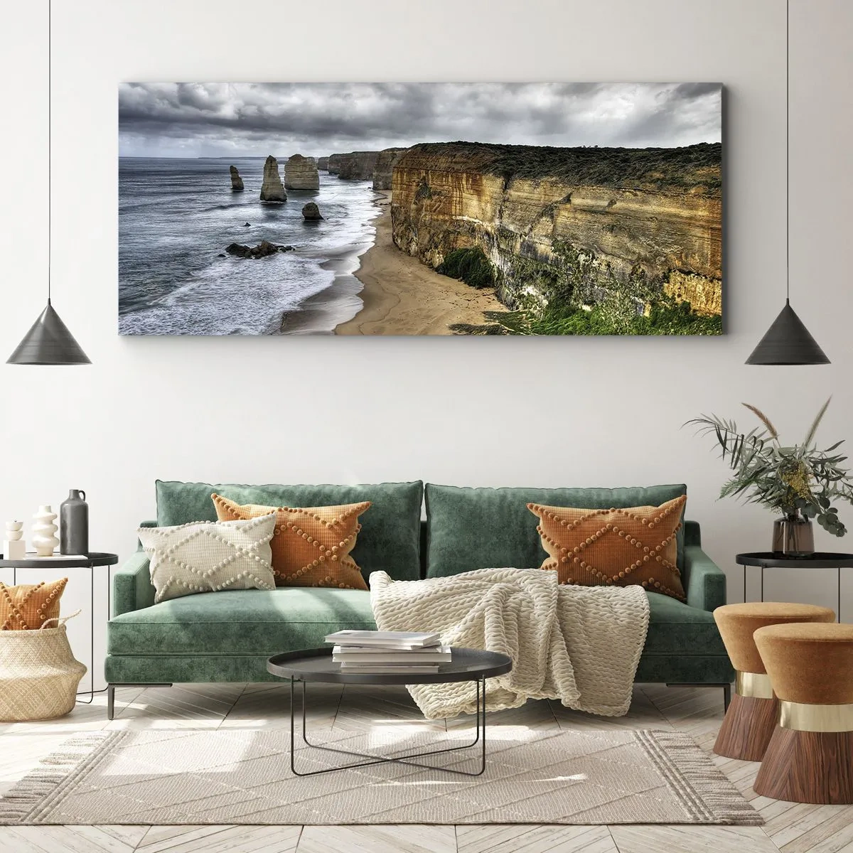 Obraz na płótnie - Klifowe wybrzeże z plażą i skalnymi formacjami - 160x50cm - Surowe piękno - Nowoczesna dekoracja ścienna do salonu i sypialni ARTTOR