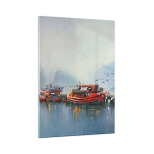 Obraz na szkle - Port z czerwonymi łodziami, latarnią i ptakami na tle gór - 50x70cm - Na końcu świata - Nowoczesna dekoracja ścienna do salonu, kuchni i sypialni ARTTOR
