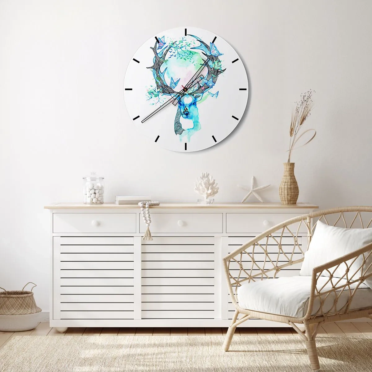 Zegar ścienny - Artystyczny jeleń z gałęziami i motylami na białym tle - 30x30cm - Siła i delikatność natury - Nowoczesna dekoracja ścienna do salonu, kuchni i sypialni ARTTOR