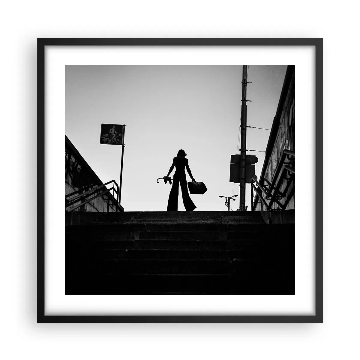 Plakat w czarnej ramie - Miejska wędrówka - 50x50 cm