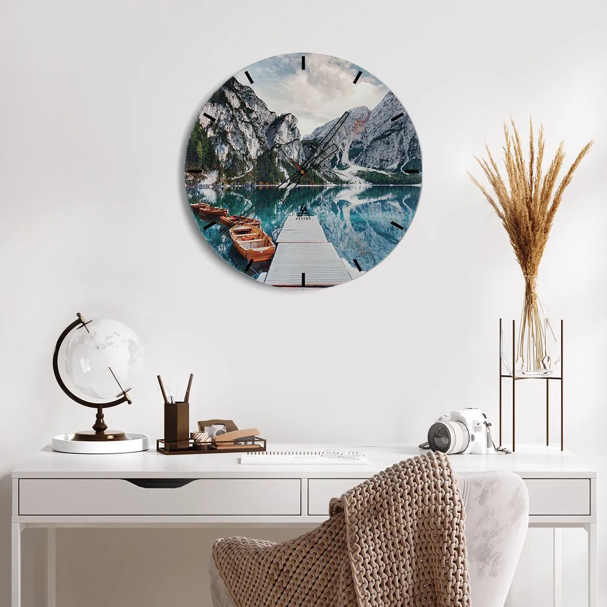 Zegar ścienny - Pokażemy ci piękno - 40x40 cm