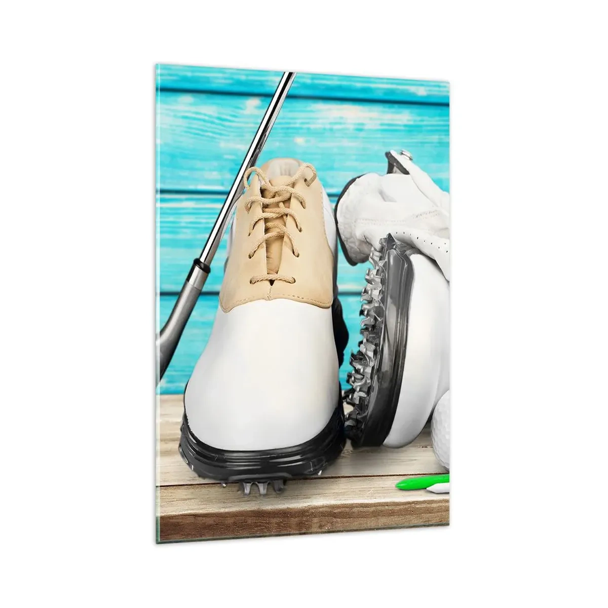 Obraz na szkle - Zestaw akcesoriów golfowych na drewnianym tle - 80x120cm - Wszystko gotowe - Nowoczesna dekoracja ścienna do salonu i sypialni ARTTOR