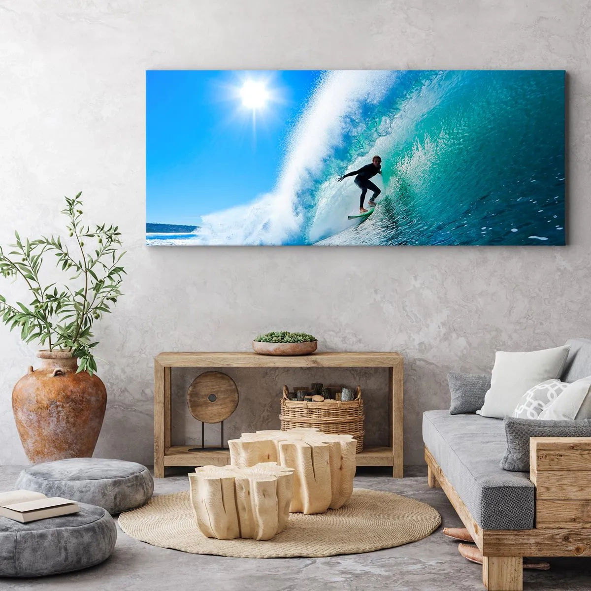Obraz na płótnie - Surfer na desce pływający wewnątrz potężnej fali pod błękitnym niebem - 160x50cm - Przez wielki błękit - Nowoczesna dekoracja ścienna do salonu i sypialni ARTTOR