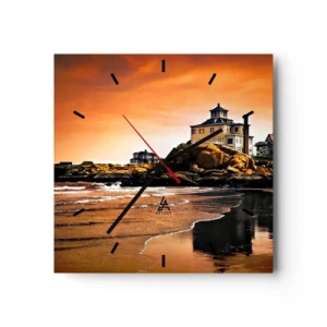 Zegar ścienny - Dom na skale przy plaży o zachodzie słońca z odbiciem w wodzie - 30x30cm - Elegancja zachodniego wybrzeża - Nowoczesna dekoracja ścienna do salonu i sypialni ARTTOR