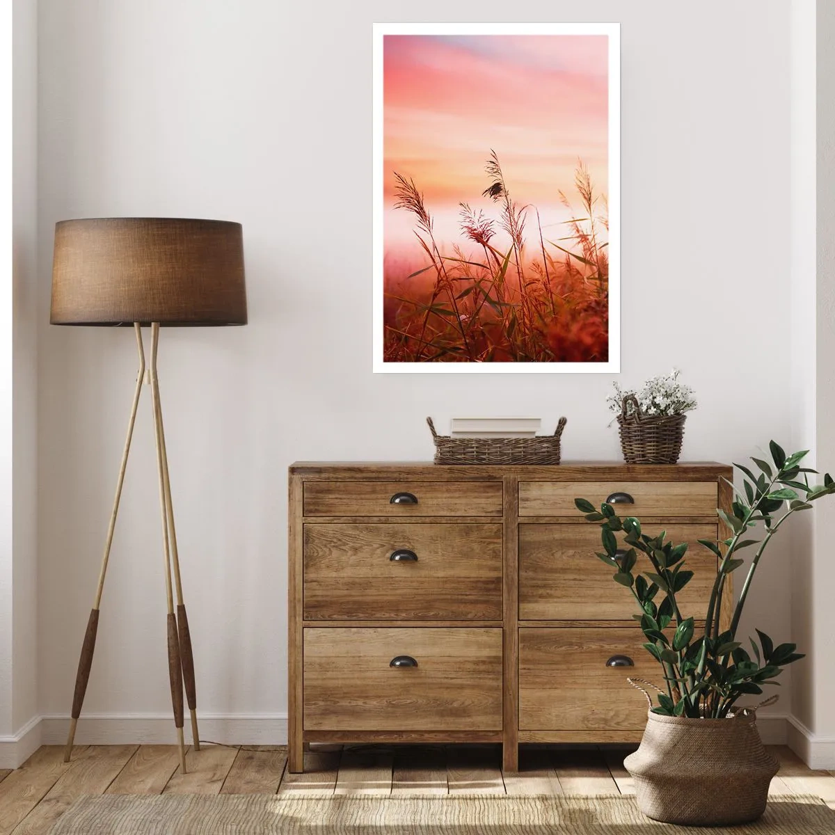 Plakat - Trawy na tle kolorowego nieba o zachodzie słońca - 50x70cm - Latawce, dmuchawce, wiatr - Nowoczesna dekoracja ścienna do salonu, kuchni i sypialni ARTTOR