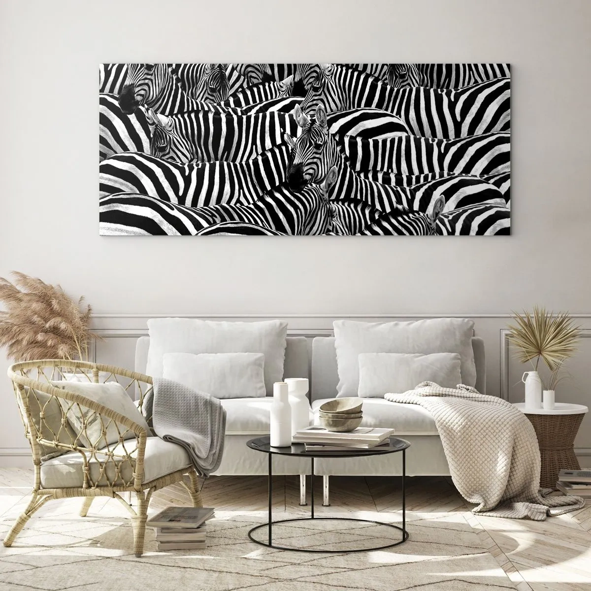 Obraz na szkle - Grupa zebr z czarno-białymi paskami tworząca wzór symetrii. - 140x50cm - Portret zbiorowy w paski - Nowoczesna dekoracja ścienna do salonu i sypialni ARTTOR