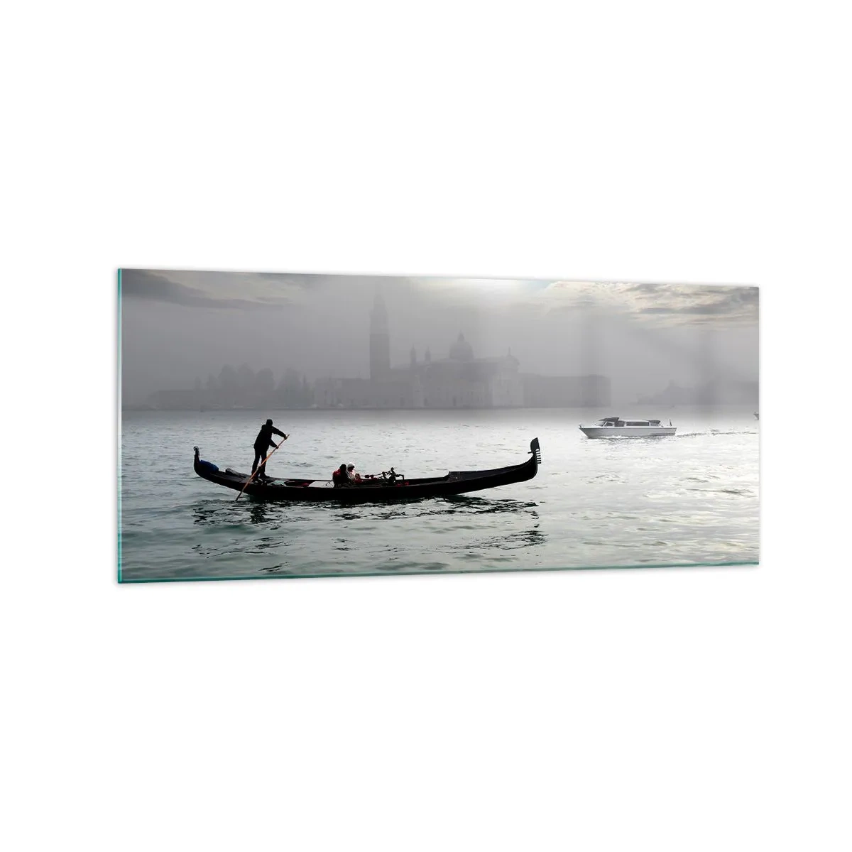 Obraz na szkle - Gondola płynąca po wodach Wenecji w mglisty poranek z widokiem na miasto - 120x50cm - Bajeczne miasto z wody i mgły - Nowoczesna dekoracja ścienna do salonu i sypialni ARTTOR