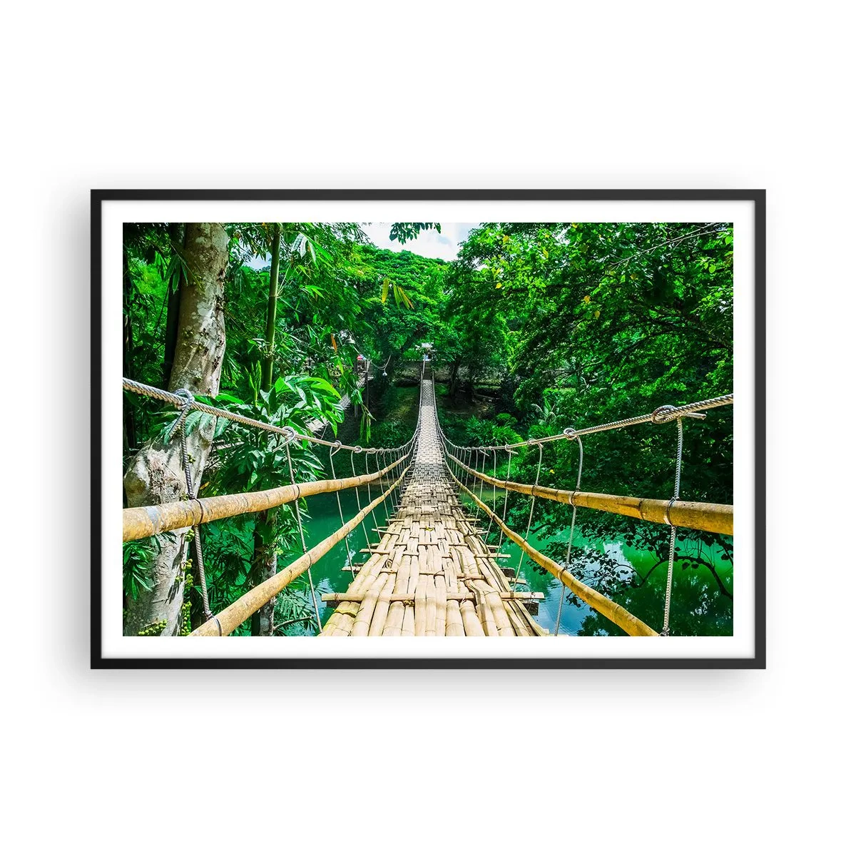 Plakat w czarnej ramie - Wiszący most bambusowy otoczony zielenią - 100x70cm - Małpi most nad zielenią - Nowoczesna dekoracja ścienna do salonu i sypialni ARTTOR