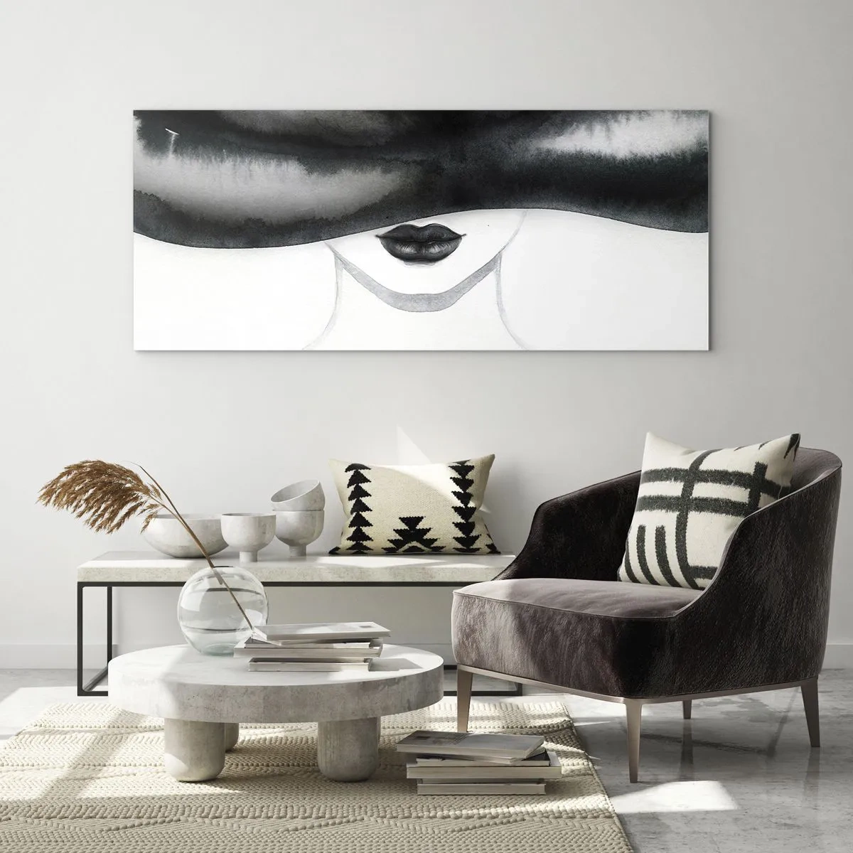 Obraz na szkle - Subtelny portret kobiety z zakrytą twarzą w monochromatycznym stylu - 120x50cm - Zmysłowa tajemnica - Nowoczesna dekoracja ścienna do salonu i sypialni ARTTOR