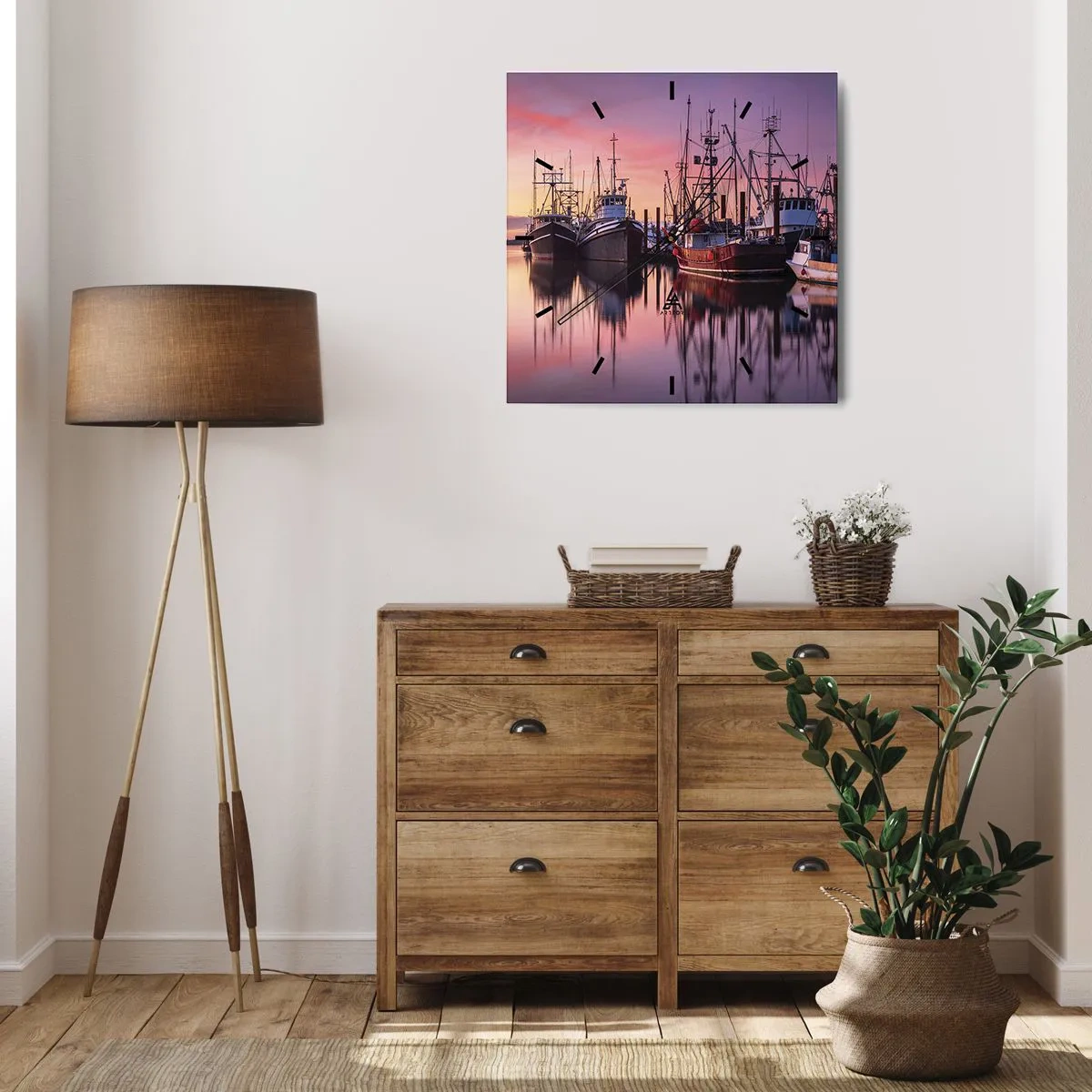 Zegar ścienny - Łodzie rybackie w porcie o zachodzie słońca - 30x30cm - Przed kolejnym dniem - Nowoczesna dekoracja ścienna do salonu i sypialni ARTTOR