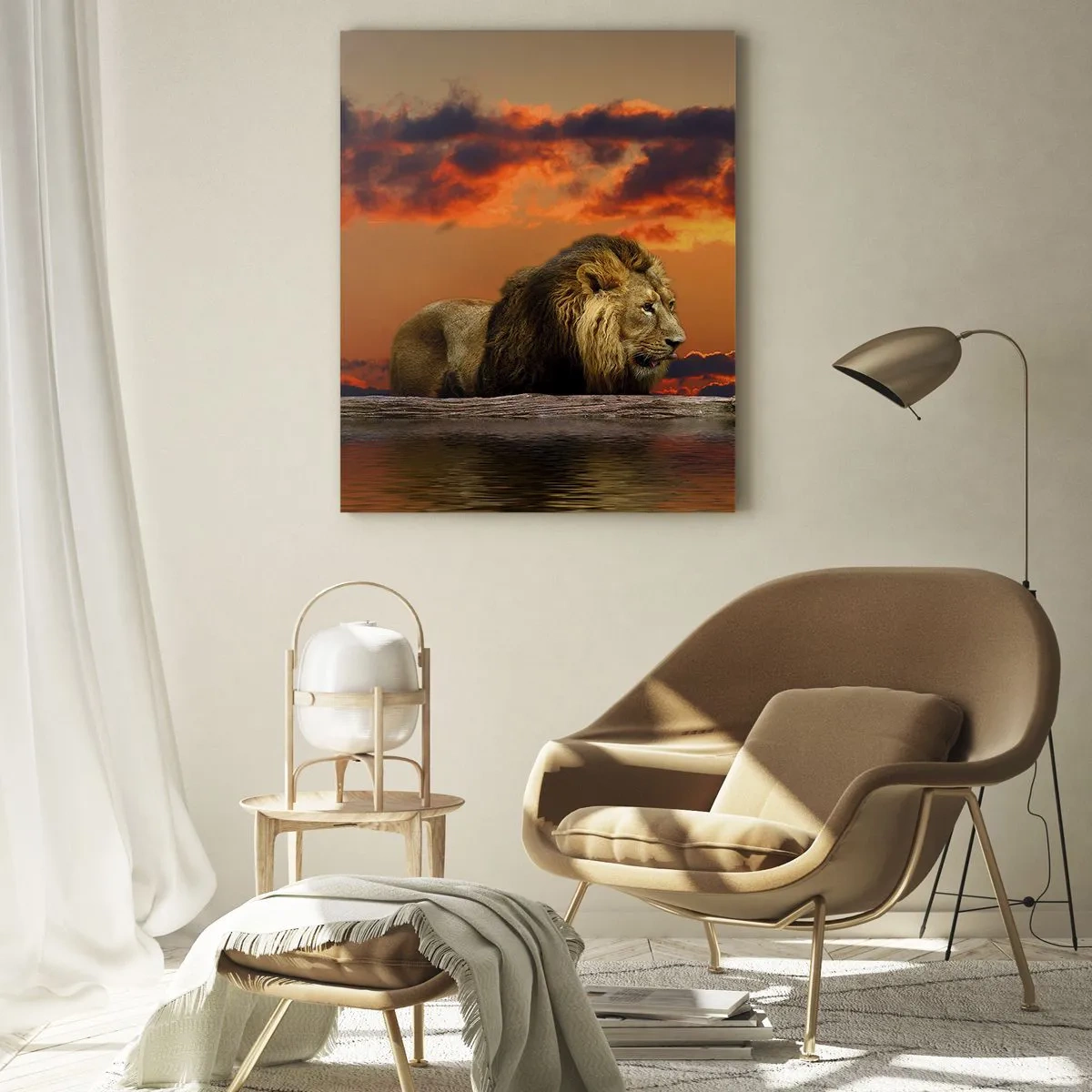 Obraz na szkle - Lew na tle zachodzącego słońca - 50x70cm - Król natury - Nowoczesna dekoracja ścienna do salonu, kuchni i sypialni ARTTOR