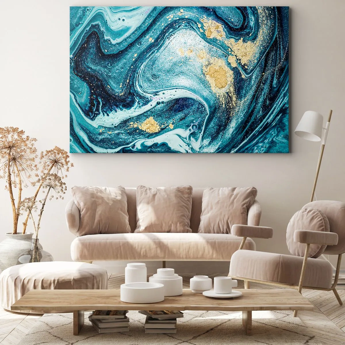Obraz na płótnie - Abstrakcyjna kompozycja fal i złotych akcentów - 100x70cm - Błekitny wir - Nowoczesna dekoracja ścienna do salonu, kuchni i sypialni ARTTOR