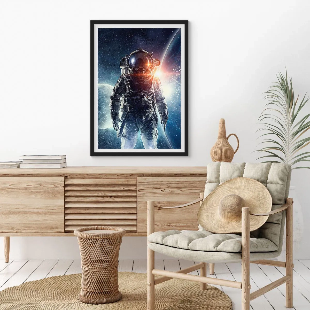 Plakat w czarnej ramie - Kosmiczna przygoda - Astronauta w przestrzeni kosmicznej na tle planet i gwiazd - 50x70cm