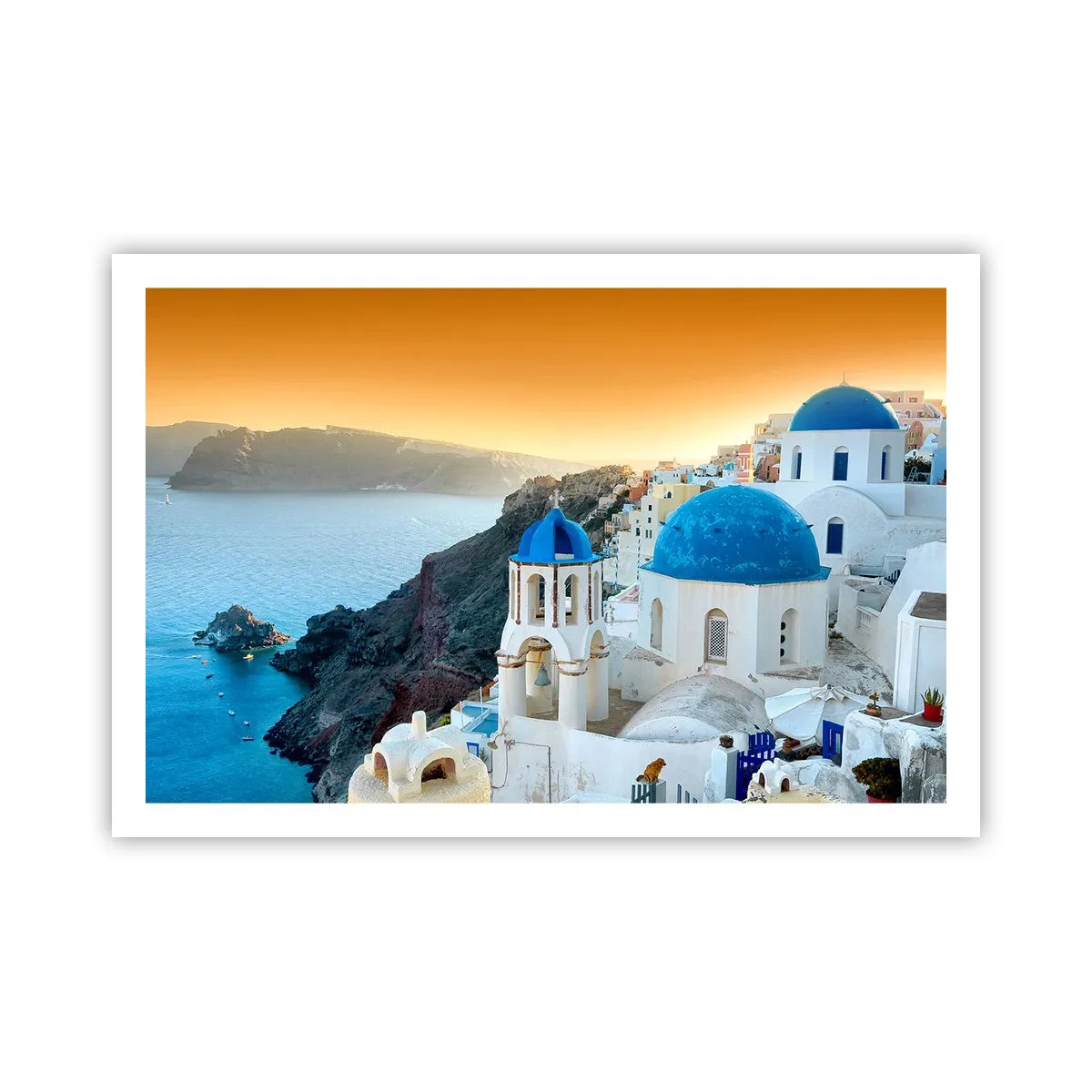 Plakat - Santorini - przytulone do skał - 91x61 cm