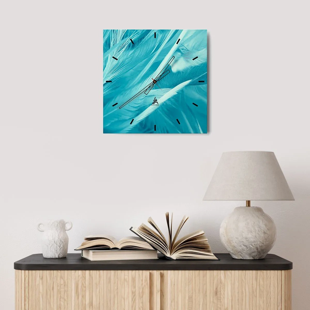 Zegar ścienny - Utonąć w puchu - 30x30 cm