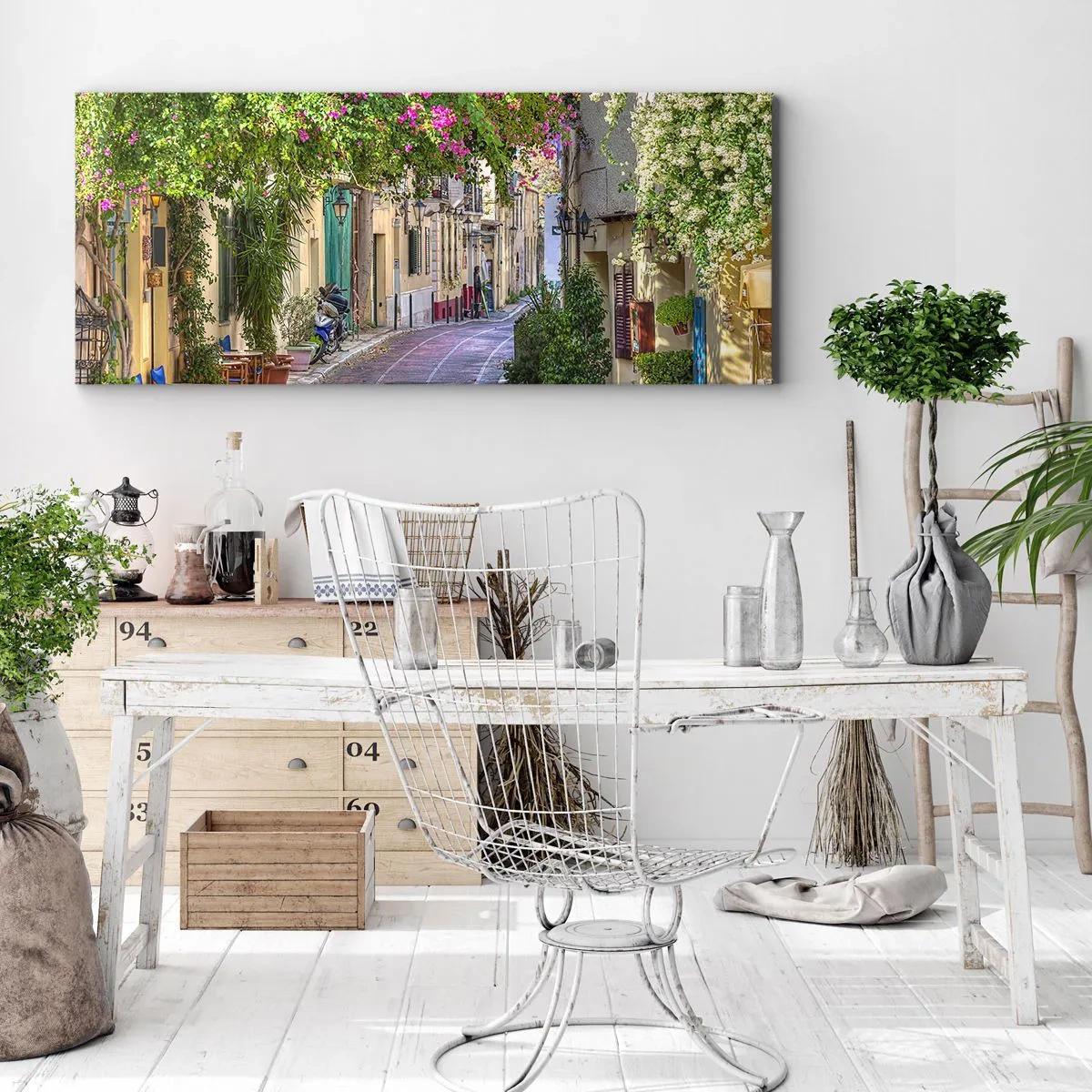 Obraz na płótnie - Kwitnący zaułek - 100x40 cm