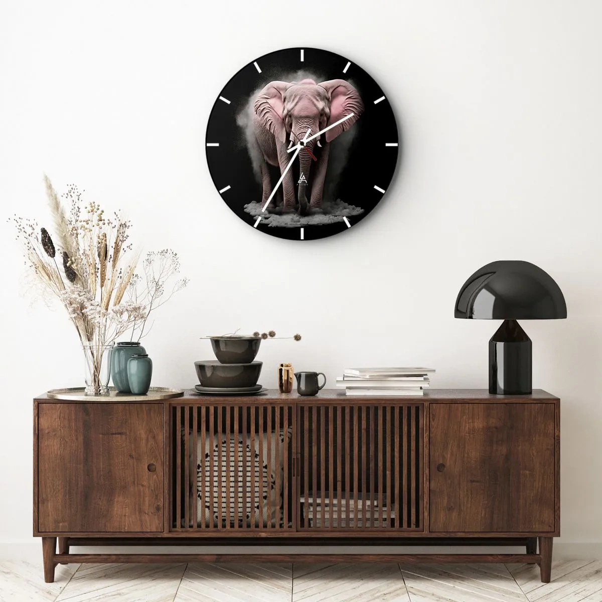 Zegar ścienny - Różowy słoń na czarnym tle otoczony mgłą - 30x30cm - Nie myśl o różowym słoniu! - Nowoczesna dekoracja ścienna do salonu, kuchni i sypialni ARTTOR