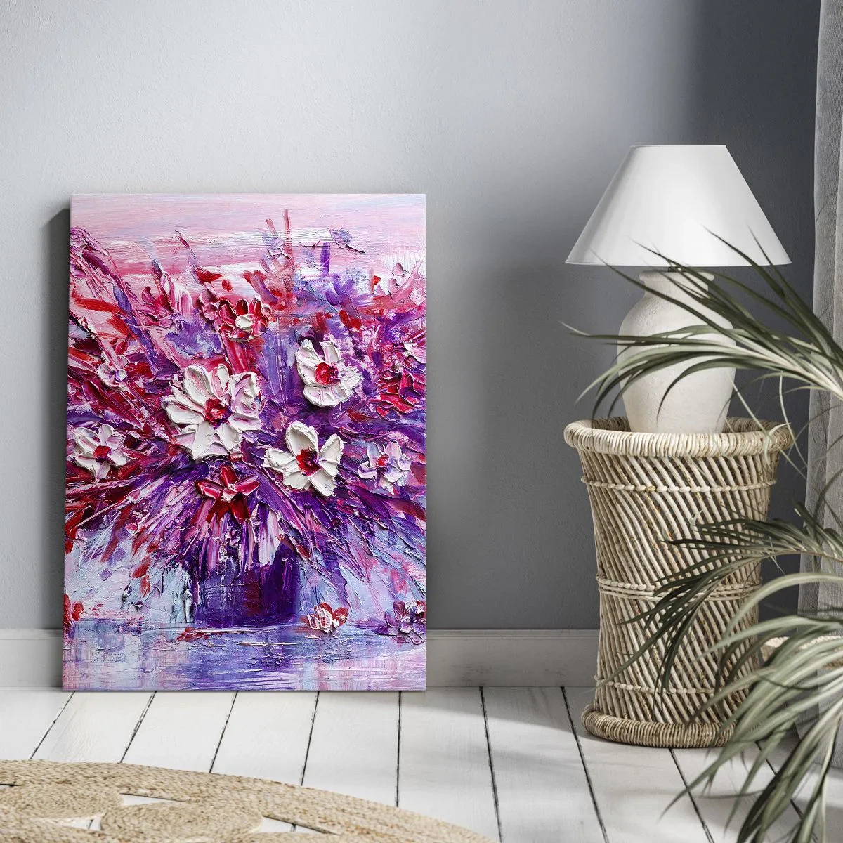 Obraz na płótnie - Bukiet kwiatów w odcieniach fioletu, różu i bieli namalowany techniką impasto - 50x70cm - Niewinność i namiętność - Nowoczesna dekoracja ścienna do salonu, kuchni i sypialni ARTTOR