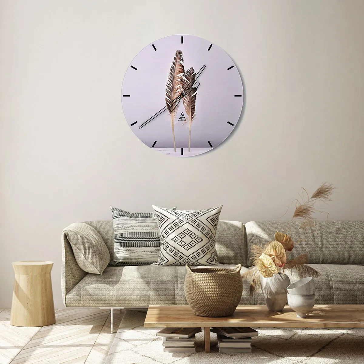 Zegar ścienny - Elegancki motyw złotych piór na jasnym tle - 30x30cm - Przeciw nicości - Nowoczesna dekoracja ścienna do salonu, kuchni i sypialni ARTTOR