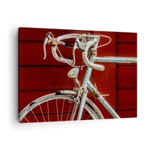 Obraz na płótnie - Zabytkowy rower na tle czerwonej drewnianej ściany - 70x50cm - Stworzony do zwycięstw - Nowoczesna dekoracja ścienna do salonu i sypialni ARTTOR