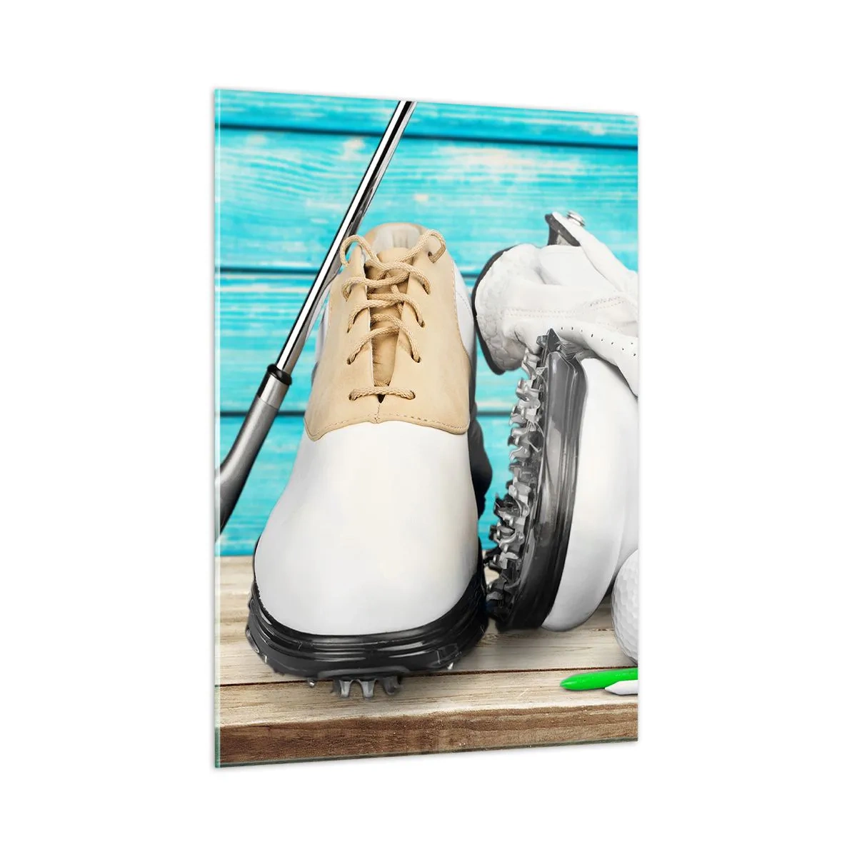 Obraz na szkle - Akcesoria golfowe na drewnianym tle - 50x70cm - Wszystko gotowe - Nowoczesna dekoracja ścienna do salonu, kuchni i sypialni ARTTOR