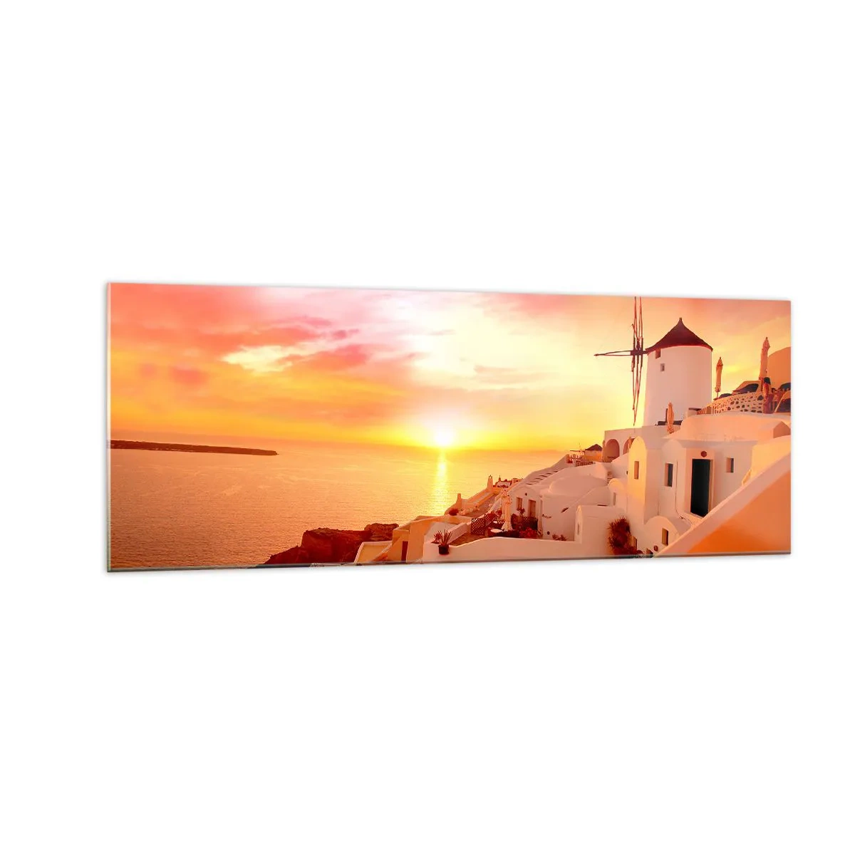 Obraz na szkle - Santorini o zachodzie słońca z wiatrakiem - 140x50cm - Rozpłynąć się w bieli i złocie - Nowoczesna dekoracja ścienna do salonu i sypialni ARTTOR