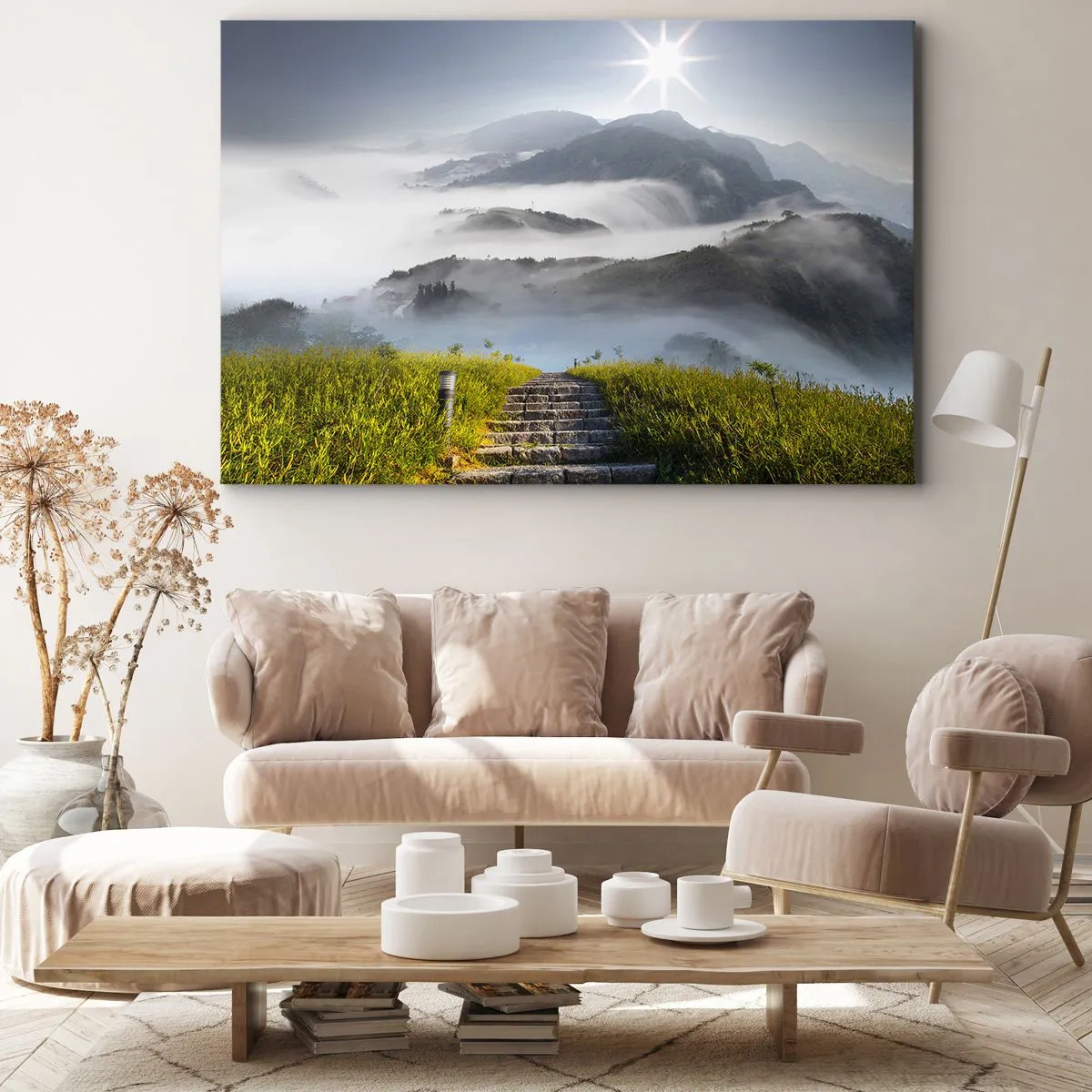Obraz na płótnie - Kamienne schody prowadzące wśród gór spowitych mgłą o poranku - 70x50cm - Wciąż w górę ku chmurom - Nowoczesna dekoracja ścienna do salonu i sypialni ARTTOR