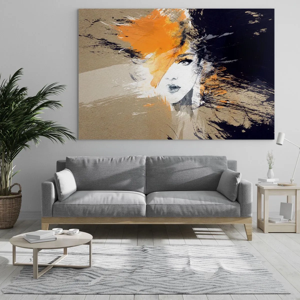 Obraz na szkle - Abstrakcyjny portret kobiety z pomarańczowymi akcentami - 70x50cm - I staje się światło - Nowoczesna dekoracja ścienna do salonu i sypialni ARTTOR