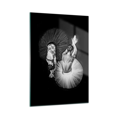 Obraz na szkle - Dwie baletnice w pozie odpoczynku ubrane w czarne i białe tutu - 50x70cm - Jin i jang – idealna równowaga - Nowoczesna dekoracja ścienna do salonu, kuchni i sypialni ARTTOR