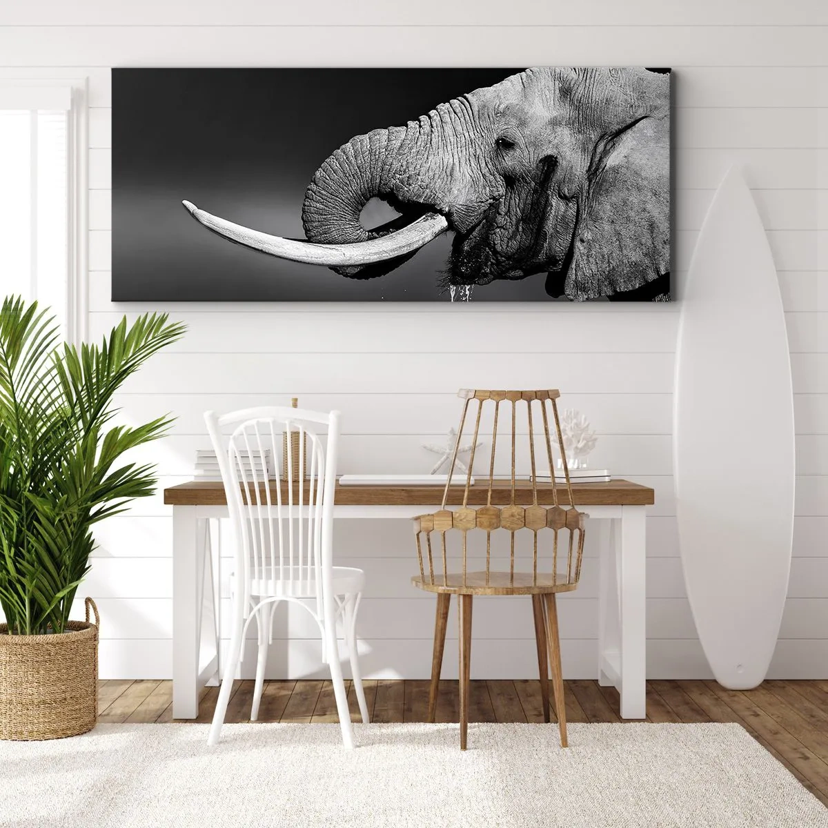Obraz na płótnie - Czarno-biały portret słonia z profilu - 140x50cm - Tak, teraz dobrze - Nowoczesna dekoracja ścienna do salonu i sypialni ARTTOR