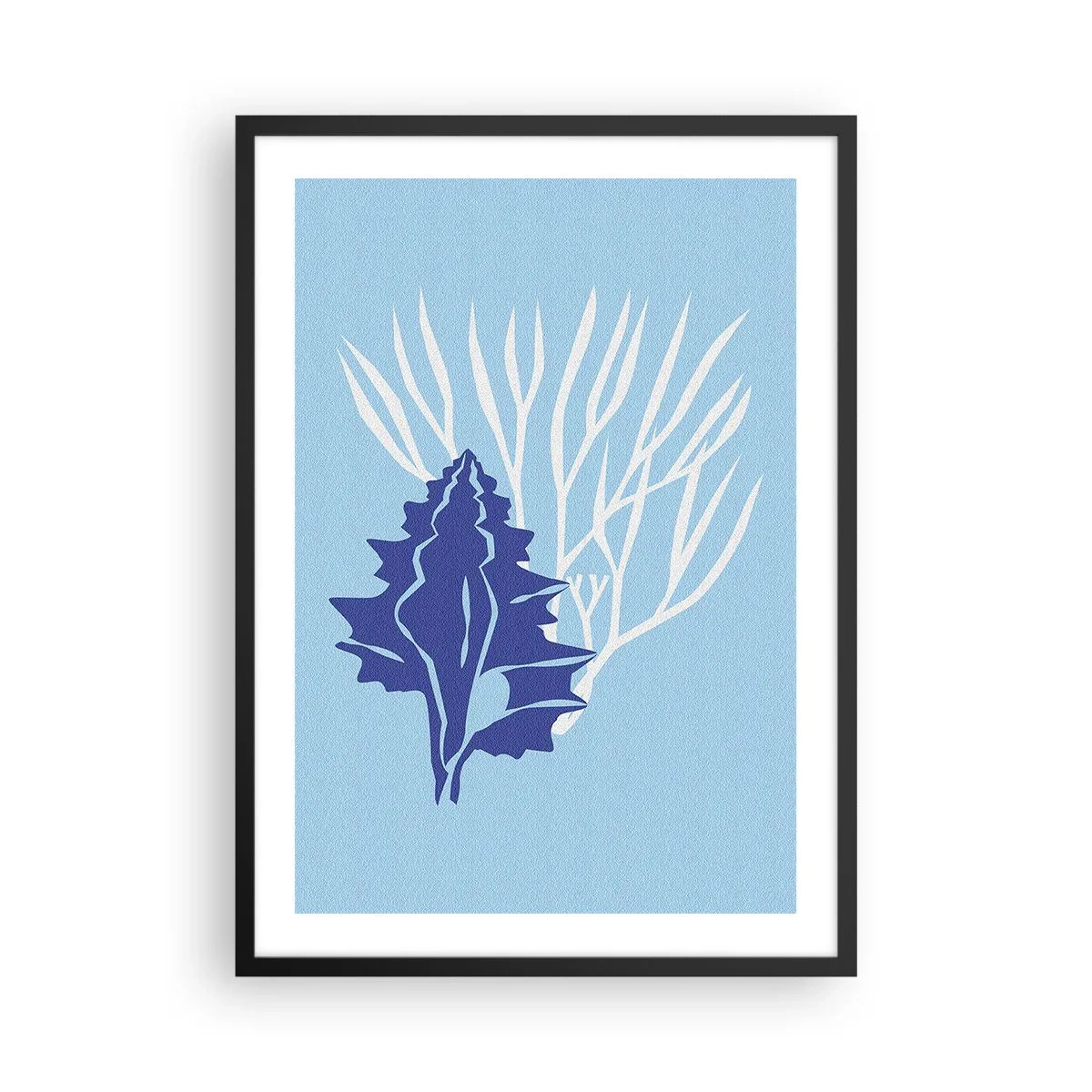 Plakat w czarnej ramie - Morska grafika muszli i koralowca na błękitnym tle - 50x70cm - Liściaste formy - Nowoczesna dekoracja ścienna do salonu i sypialni ARTTOR