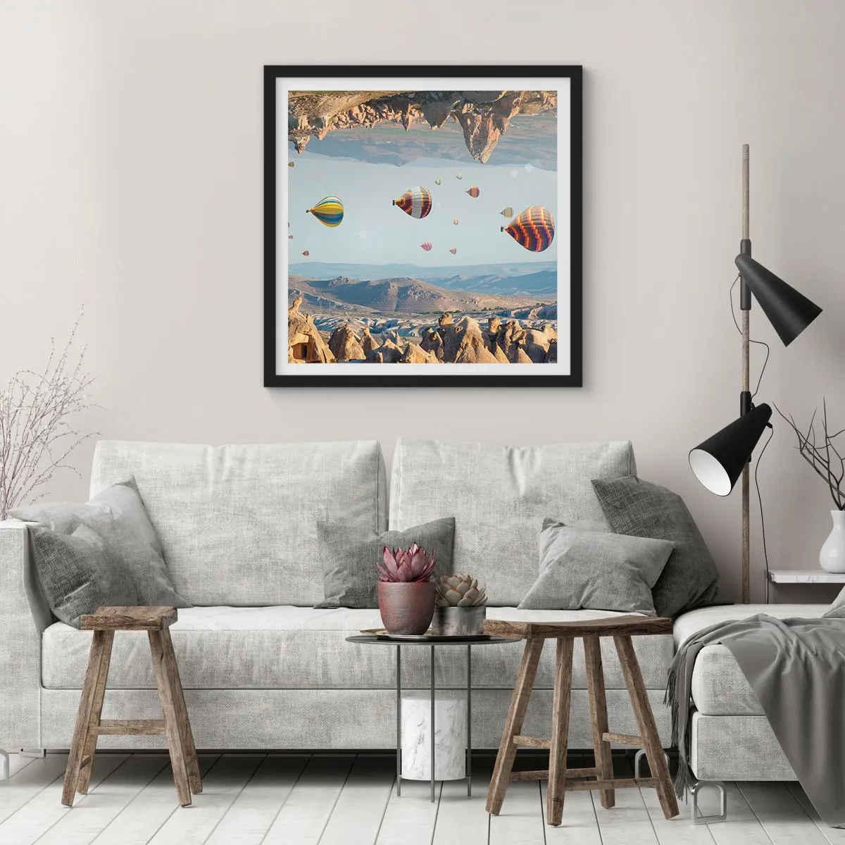 Plakat w czarnej ramie - Tu wszystko jest możliwe - 30x30 cm