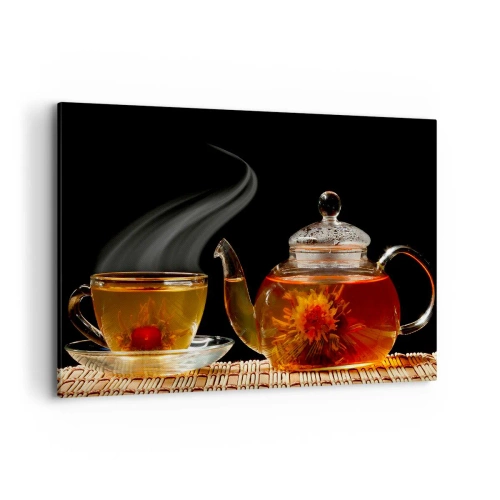 Obraz na płótnie - Szklany czajnik z herbatą kwiatową i filiżanka - 120x80cm - Magia i sztuka parzenia herbaty - Nowoczesna dekoracja ścienna do salonu, kuchni i sypialni ARTTOR