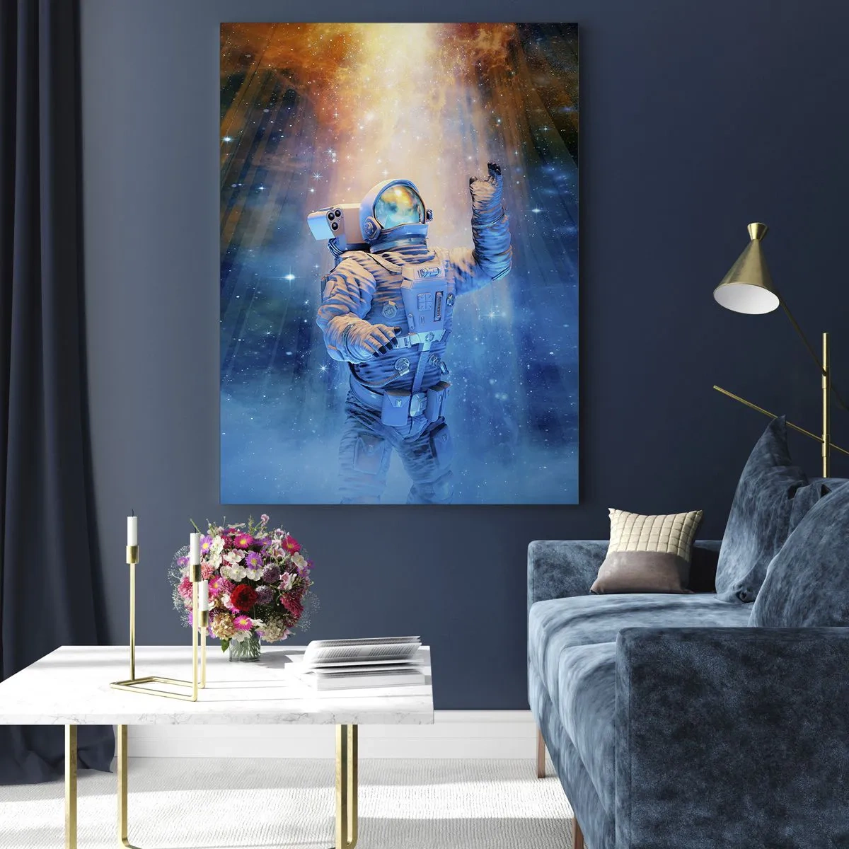 Obraz na szkle - Astronauta w świetle kosmicznej eksplozji pełnej gwiazd - 70x100cm - Wreszcie u celu - Nowoczesna dekoracja ścienna do salonu i sypialni ARTTOR